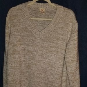 Light weight sweater